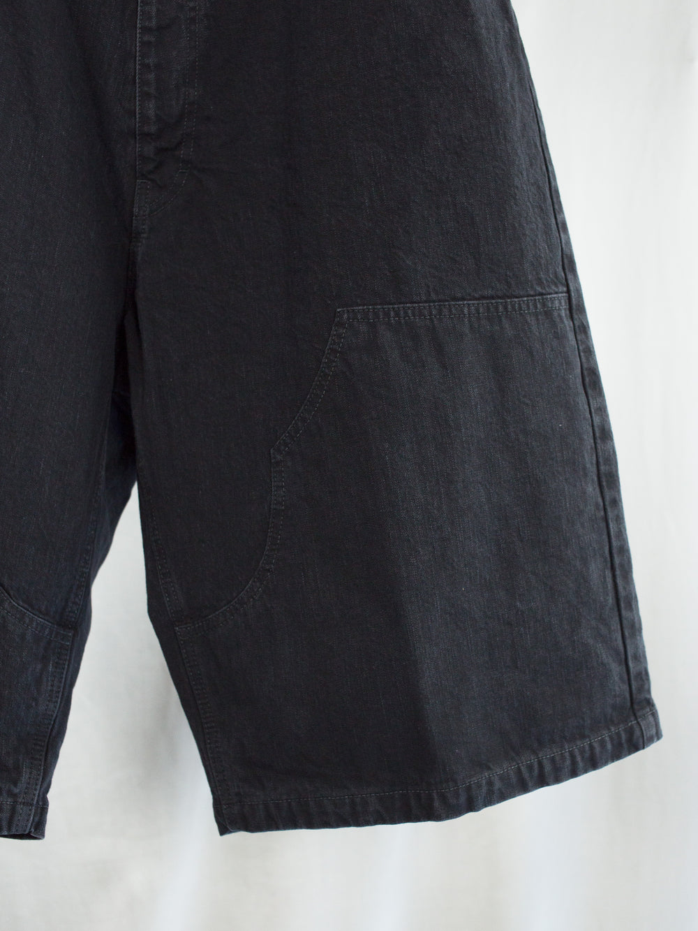 Kozaburo SS26 Wide Double Knee Short