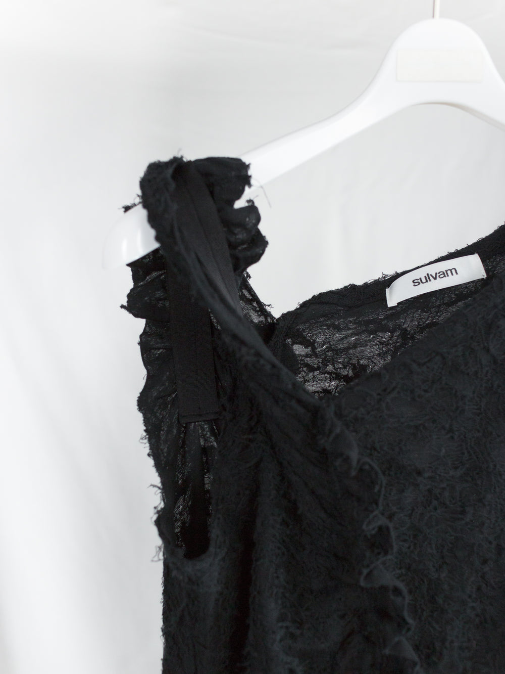 Sulvam SS26 Broken Frill Tank Top