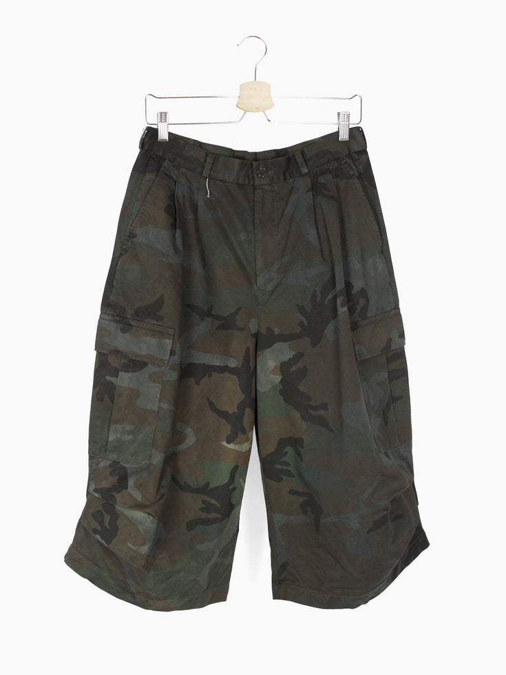 Les Six AW23 Overdyed Camo 3/4 Cargo Shorts