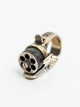 Takahiromiyashita The Soloist SS18 Femme Fatale Pistol Ring